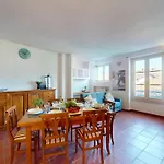 Garda View Romantic By Bookinggardalake Apartment